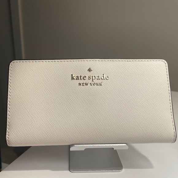 Kate Spade wallet - Picture 1 of 3